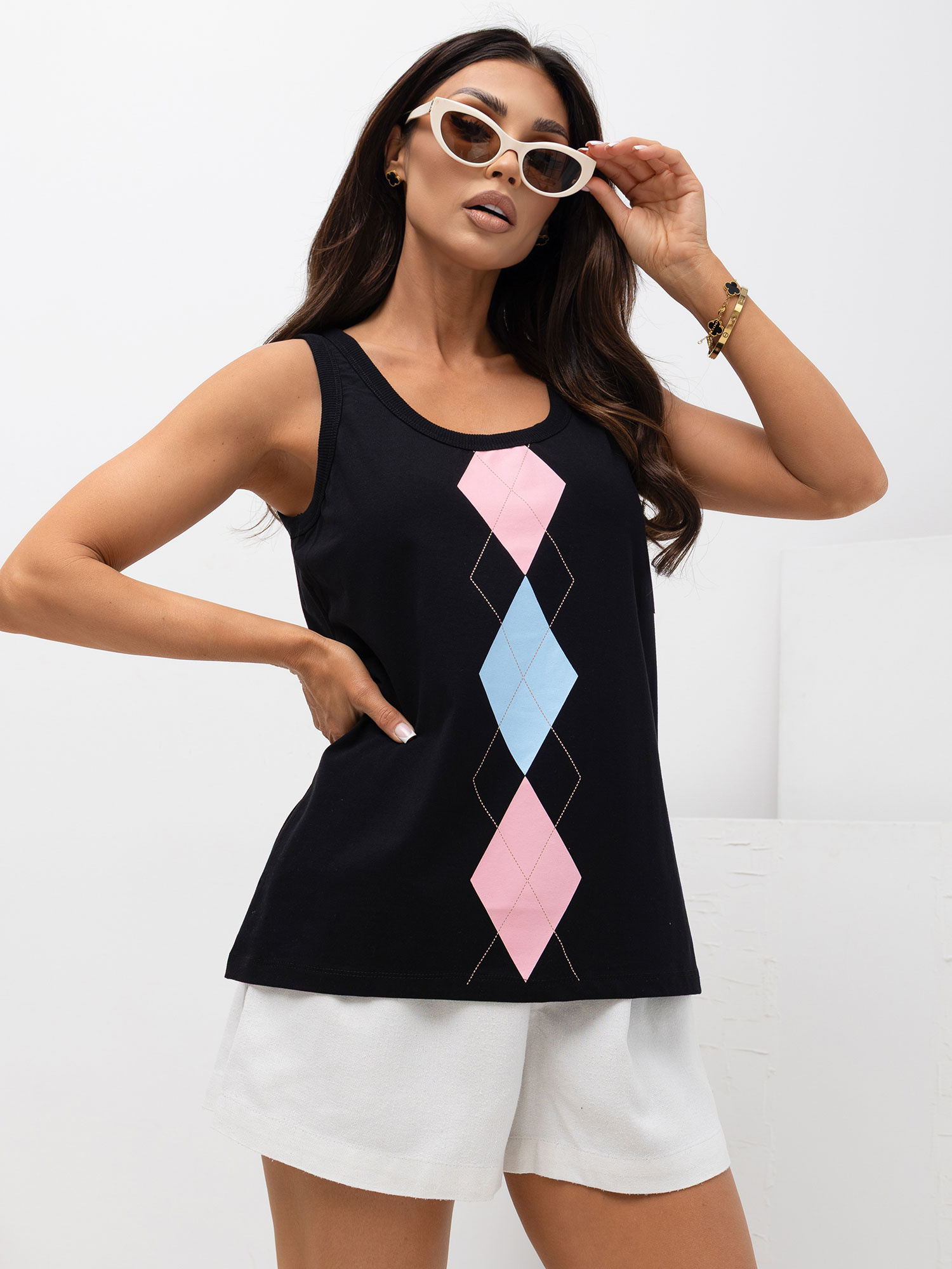 Czarny damski tank top w romby 