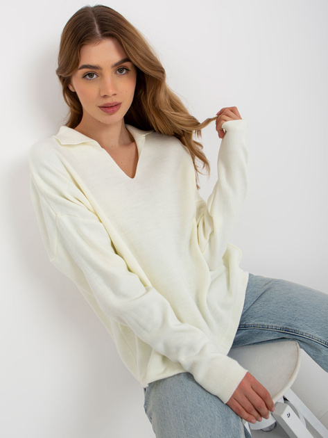 Ecru damski sweter oversize z kołnierzykiem