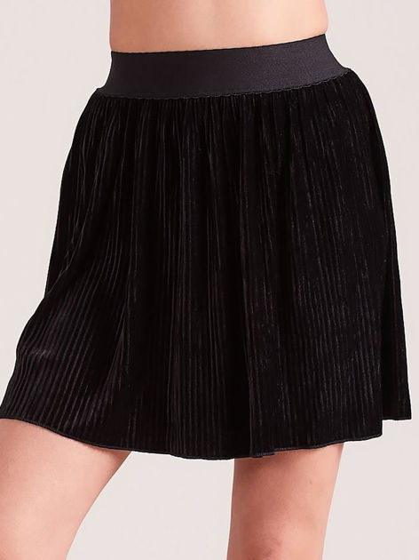 Czarna welurowa mini spódnica plisowana